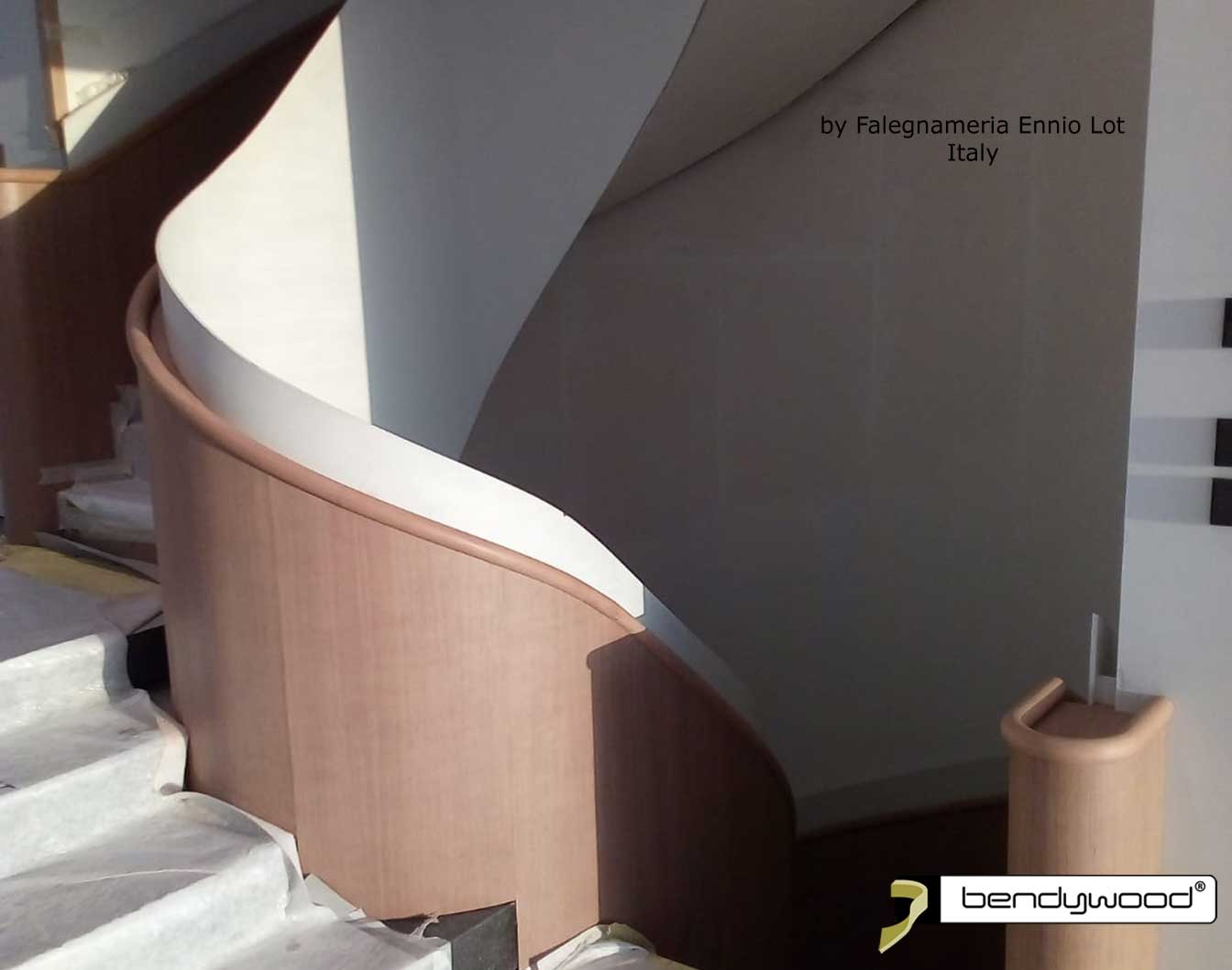 Bending wood Bendywood® - Curved solid wooden handrail for staircase